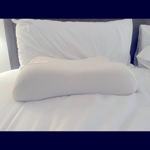 Beauty pillow. Anti aging pillow